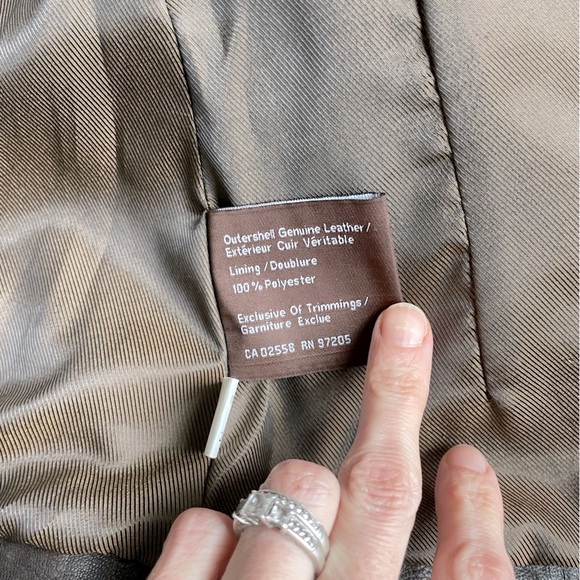 Danier Chocolate Brown Leather Jacket - Picture 4 of 16